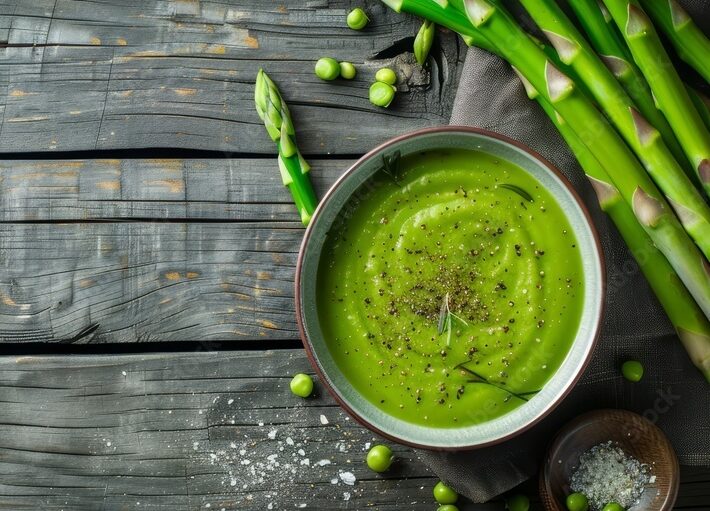 Asparagus & Parsley Soup